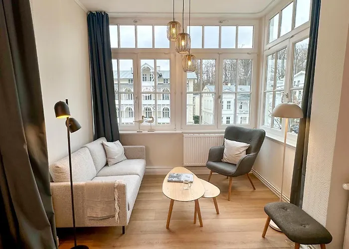 Duenenhaus *