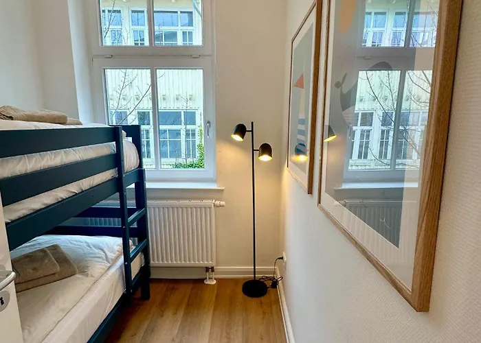 Duenenhaus *